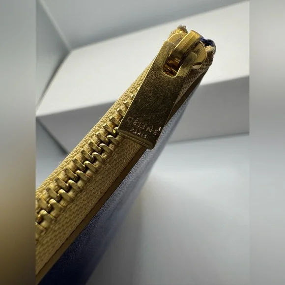 Gorgeous Celine Bi-color Pouch in Royal Blue and Cream Preloved - Picture 11 of 13